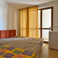Продажа: Квартира, Болгария, Просторная квартира с 1 спальней с видом на море в курортном городе Елените.