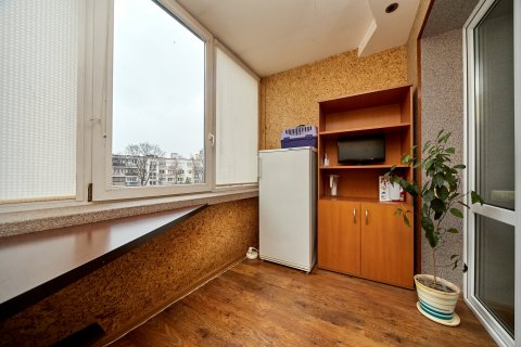 Продается просторная трёхкомнатная квартира в Центральном районе Минска.