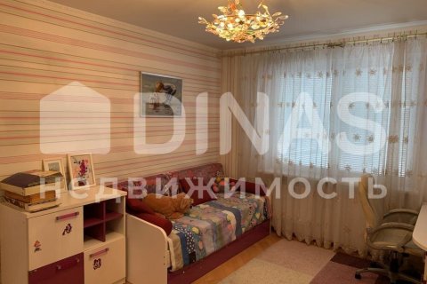 Минск, Притыцкого 49, 3-комнатная квартира