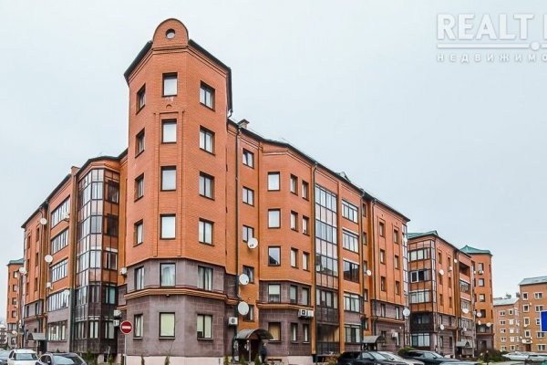Продажа 3 комн. квартиры с высокими потолками и охраняемой территорией