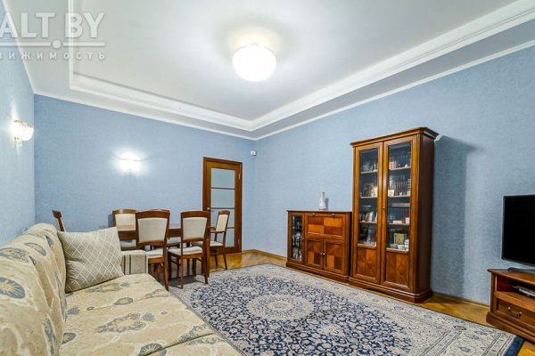 Купить 3-х комнатную квартиру на улице Стариновская 25, г. Минск