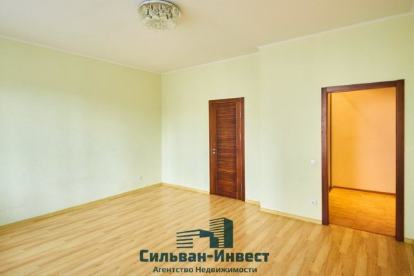 Купить 3-х комнатную квартиру на улице Стариновская 27, г. Минск